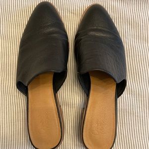 Crown Vintage Black Mules